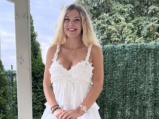 Pictures fuck video VayaLee